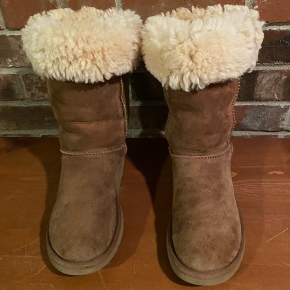 UGG MID-CALF BOOTS - Picture 6 of 9